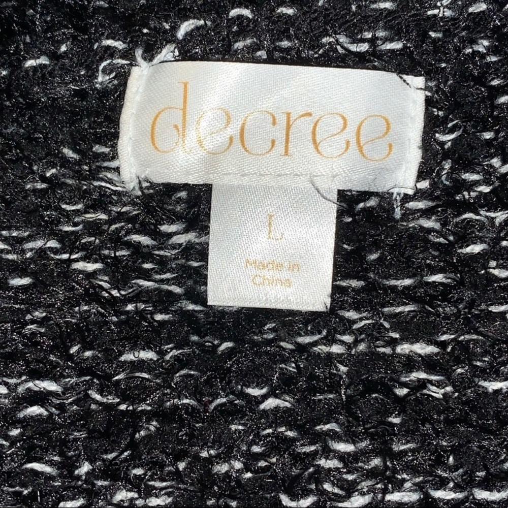 🌿Host Pick🌿 Decree Cardigan - Picture 3 of 5